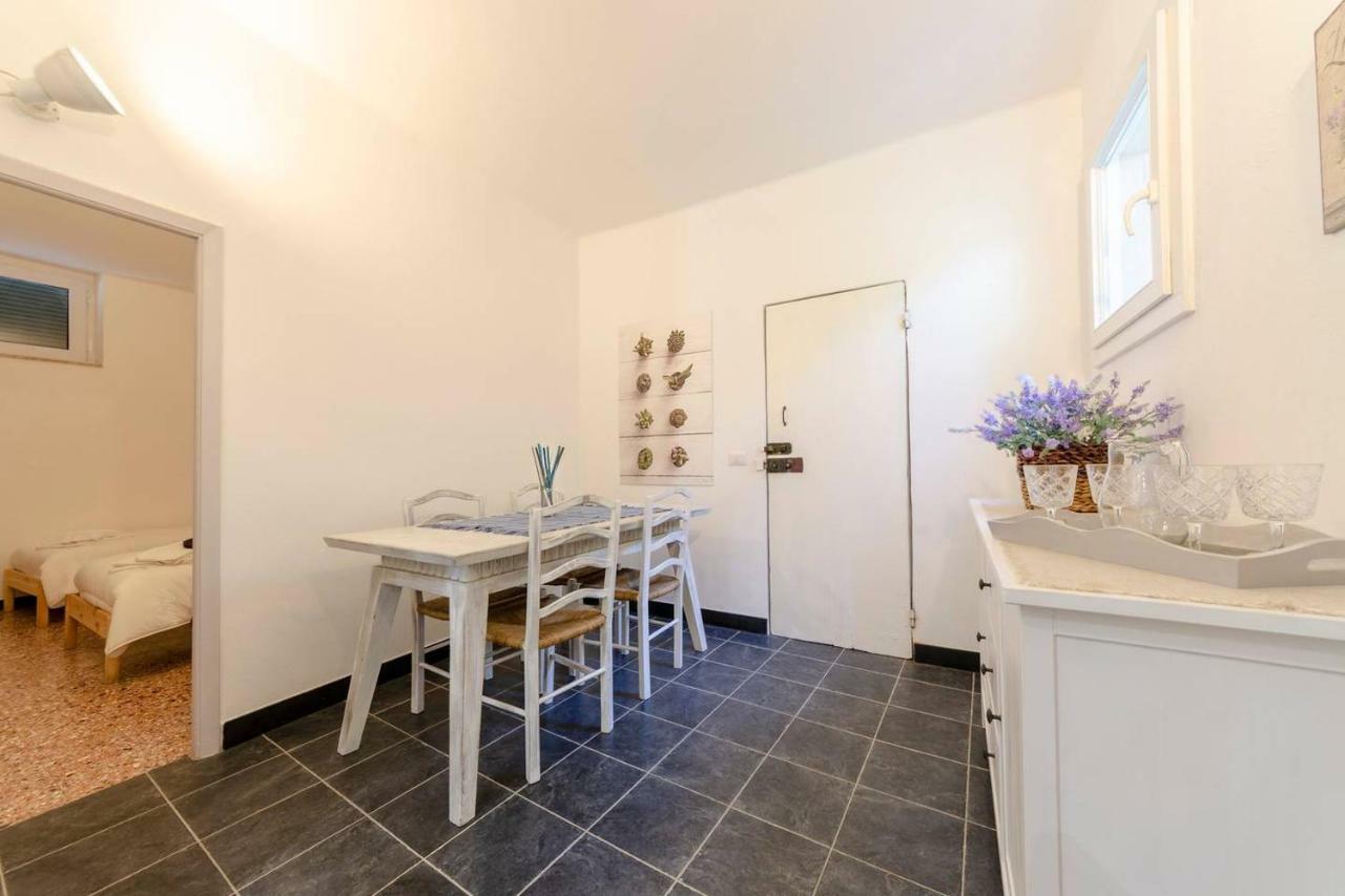 Joivy Spacious 2 Bedroom Apt With Terrace At The Heart Of The Βερνάτσα Εξωτερικό φωτογραφία